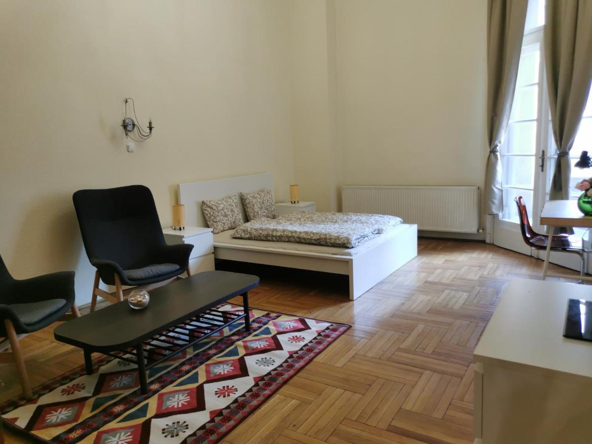 Andrassy Suite Budapest Luaran gambar