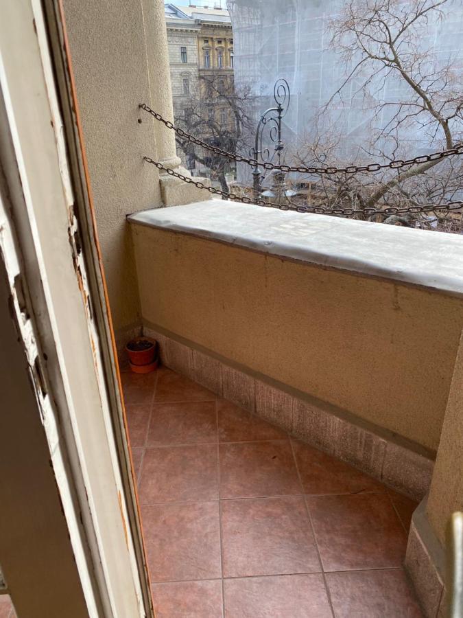 Andrassy Suite Budapest Luaran gambar
